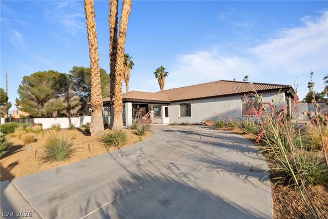 2840 Duneville Street, Las Vegas, NV 89146