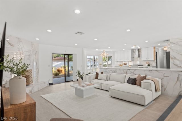 2840 Duneville Street, Las Vegas, NV 89146