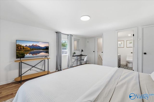 720 Giles Drive NE, Huntsville, AL 35801