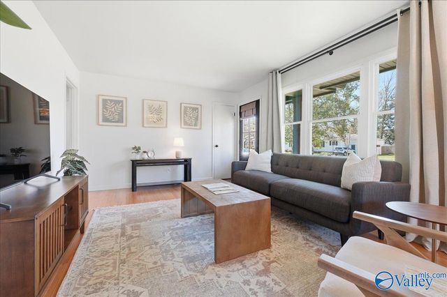 720 Giles Drive NE, Huntsville, AL 35801