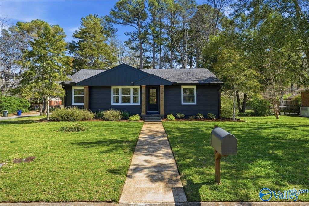 720 Giles Drive NE, Huntsville, AL 35801