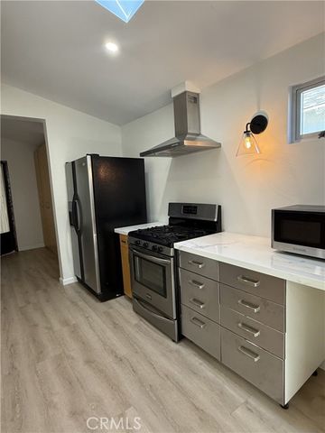 237 San Juan Avenue, Venice (los Angeles), CA 90291