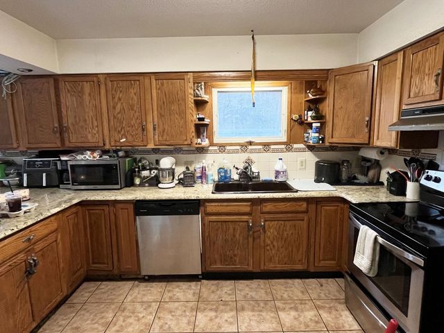 376 Mountain View Road, Williston, VT 05495