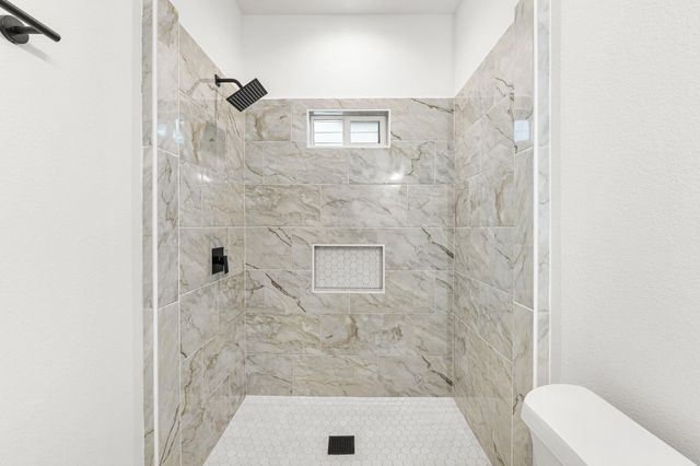 16740 E Ivanhoe, Montgomery, TX 77316