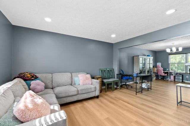 5925 Furlong Way, Liberty Twp, OH 45011
