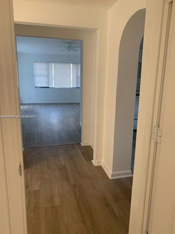 411 SW 22nd Ave, Fort Lauderdale, FL 33312