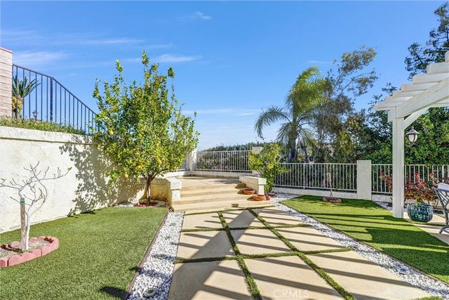24541 Gardenstone Ln, West Hills, CA 91307