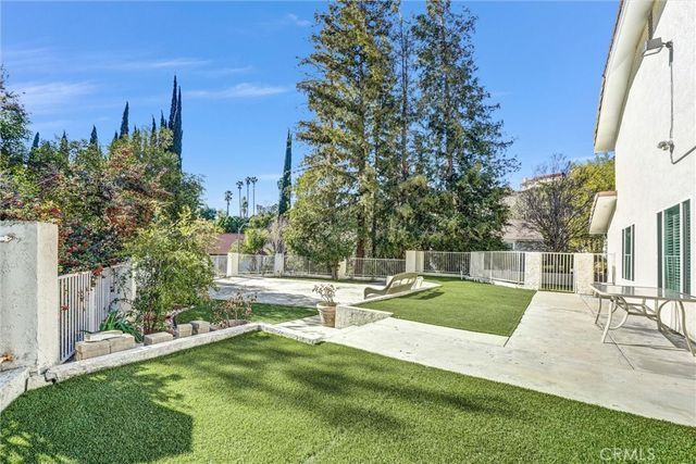 24541 Gardenstone Ln, West Hills, CA 91307