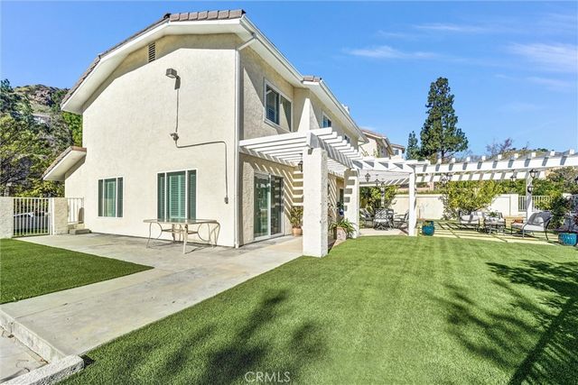 24541 Gardenstone Ln, West Hills, CA 91307