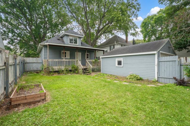 307 11th Avenue NE, Rochester, MN 55906