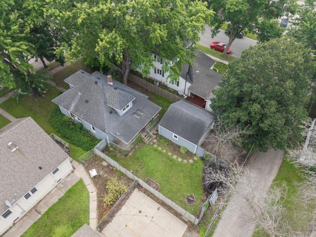 307 11th Avenue NE, Rochester, MN 55906