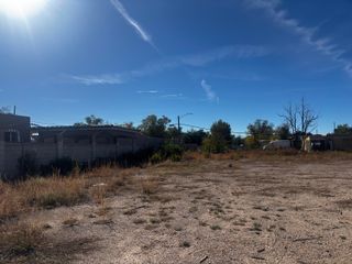 704 Griegos Road NW, Albuquerque, NM 87107