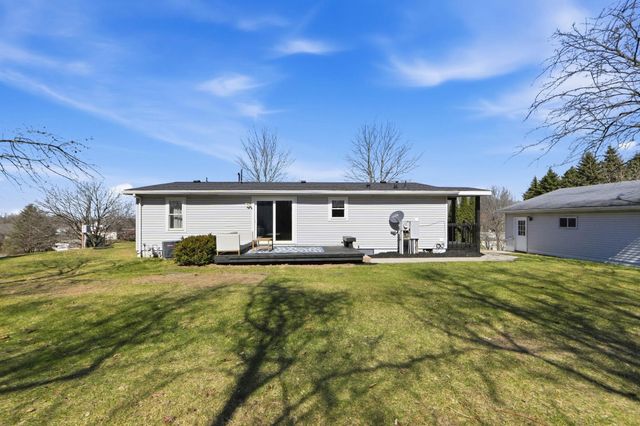 340 Lane 240b Big Otter Lake, Fremont, IN 46737