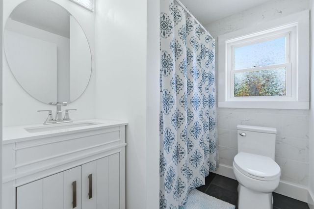 340 Lane 240b Big Otter Lake, Fremont, IN 46737