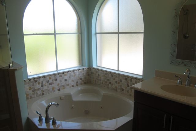 7027 Aliso Avenue, West Palm Beach, FL 33413