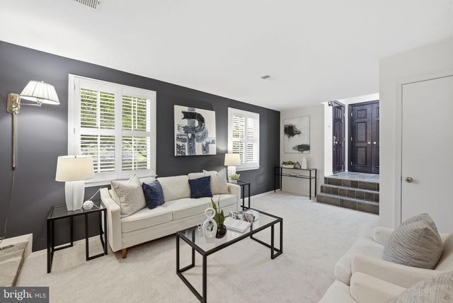 5500 COROT CT, Fairfax, VA 22032