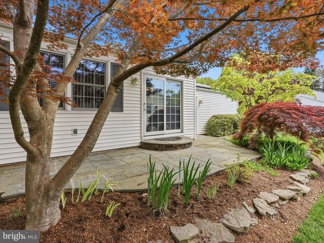 5500 COROT CT, Fairfax, VA 22032