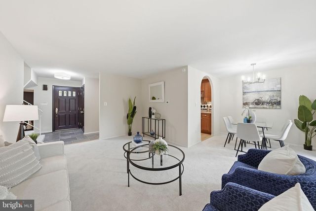5500 COROT CT, Fairfax, VA 22032