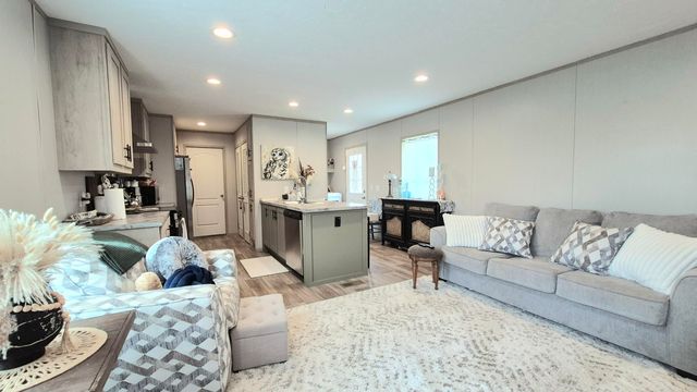 230 Day, Ragley, LA 70657