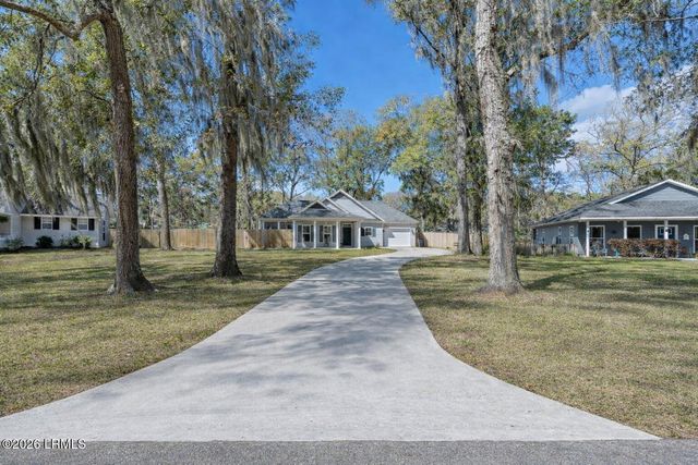 20 Sherwood Lane, Beaufort, SC 29907