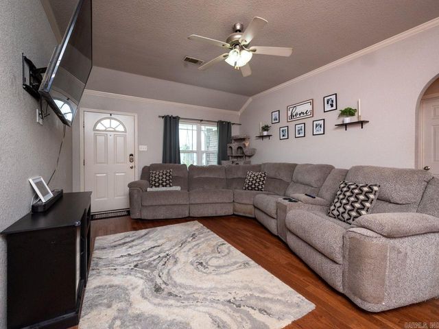 3600 Campfire Cove, Conway, AR 72032