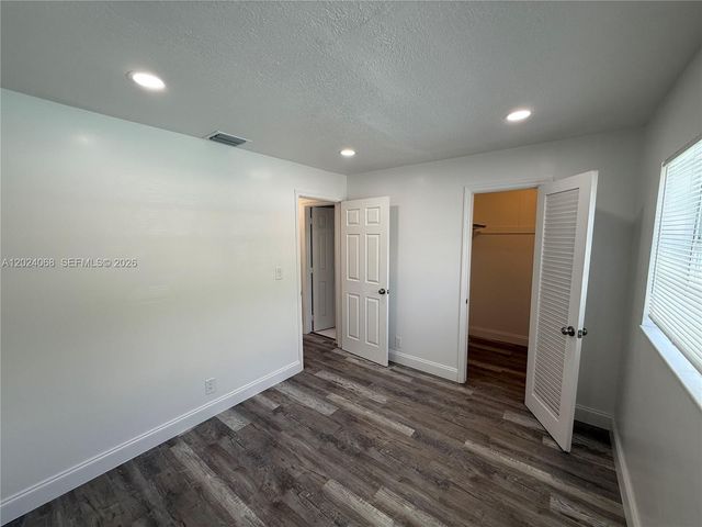 2161 NW 26th Ave no unit, Fort Lauderdale, FL 33311