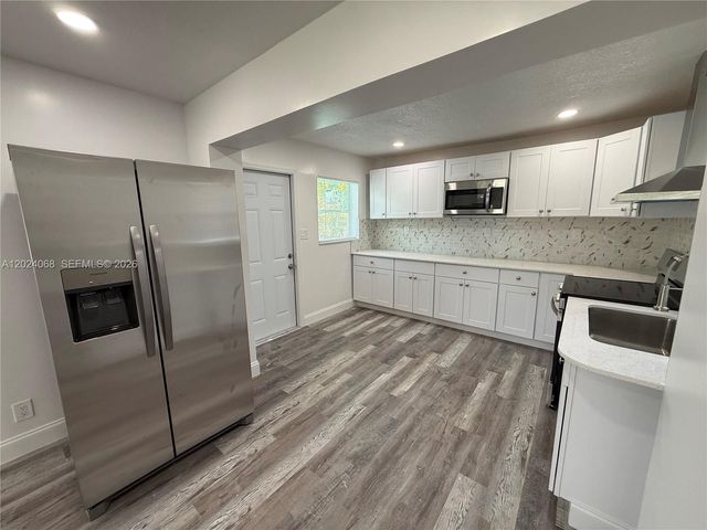 2161 NW 26th Ave no unit, Fort Lauderdale, FL 33311