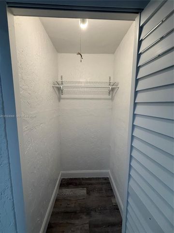 2161 NW 26th Ave no unit, Fort Lauderdale, FL 33311
