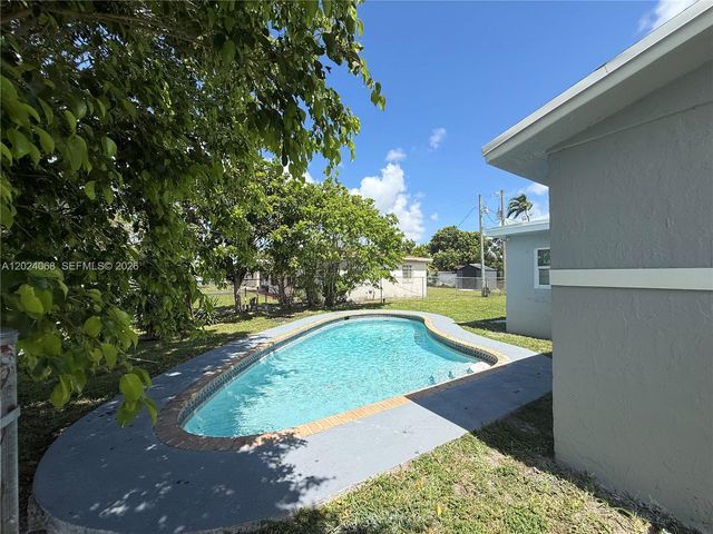 2161 NW 26th Ave no unit, Fort Lauderdale, FL 33311