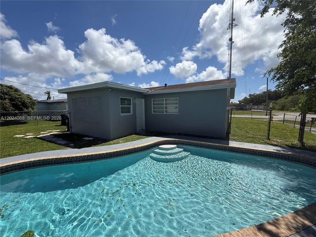 2161 NW 26th Ave no unit, Fort Lauderdale, FL 33311