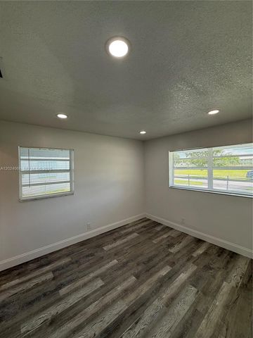 2161 NW 26th Ave no unit, Fort Lauderdale, FL 33311