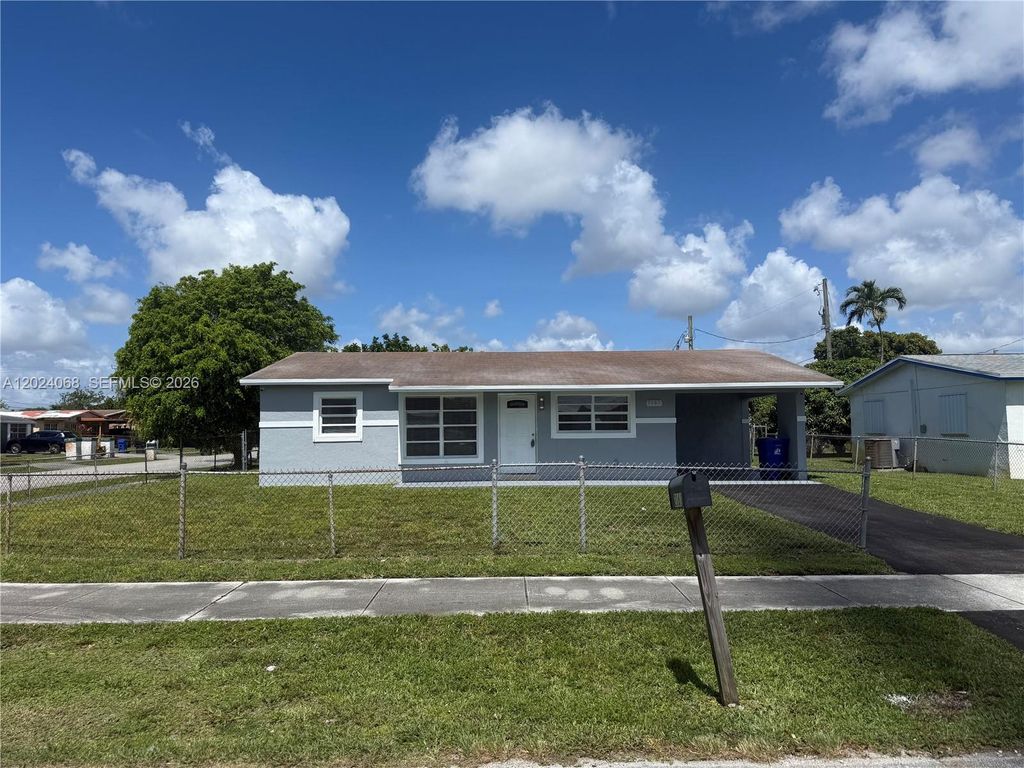2161 NW 26th Ave no unit, Fort Lauderdale, FL 33311