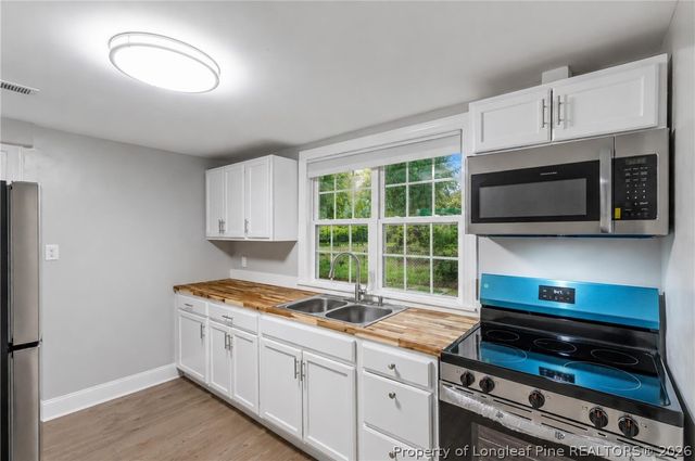 816 Silk Lane, Fayetteville, NC 28301