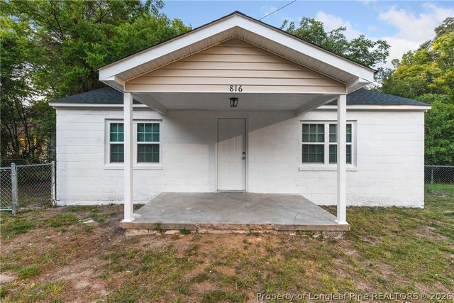 816 Silk Lane, Fayetteville, NC 28301
