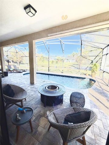 388 HAMMOCK OAK CIRCLE, Debary, FL 32713