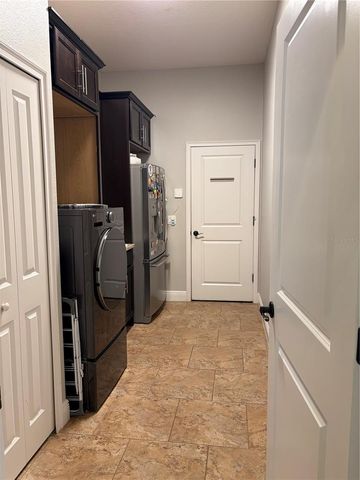 388 HAMMOCK OAK CIRCLE, Debary, FL 32713