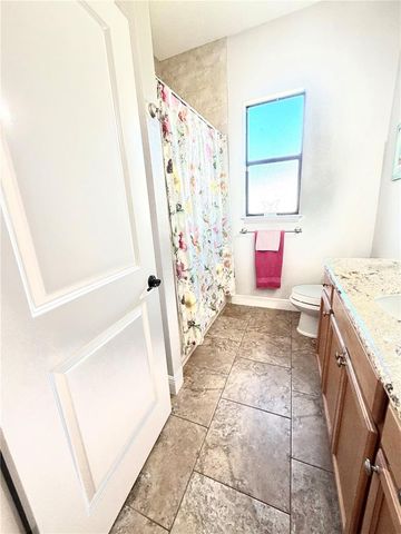 388 HAMMOCK OAK CIRCLE, Debary, FL 32713