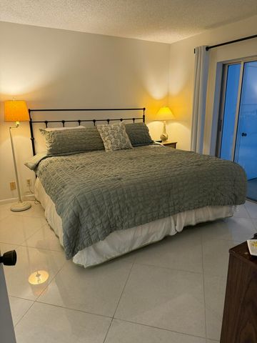 18081 SE Country Club Drive 7-69, Jupiter, FL 33469