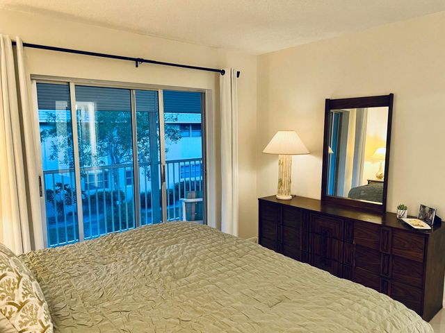 18081 SE Country Club Drive 7-69, Jupiter, FL 33469