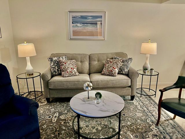 18081 SE Country Club Drive 7-69, Jupiter, FL 33469