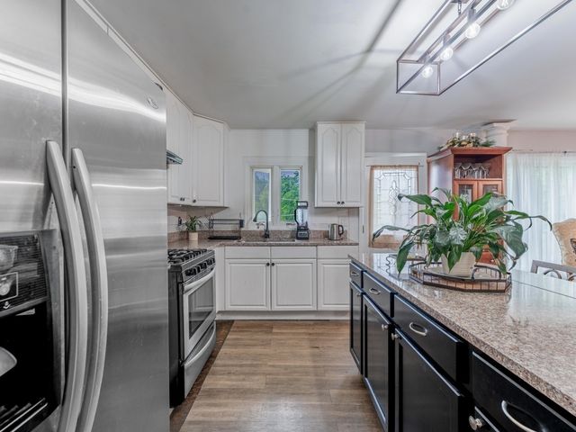 721 Lacy Avenue, Streamwood, IL 60107