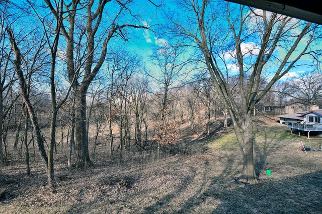 12102 Red Oak Court S, Burnsville, MN 55337