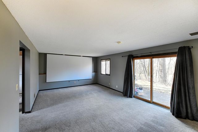 12102 Red Oak Court S, Burnsville, MN 55337