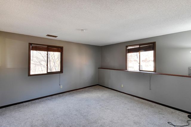 12102 Red Oak Court S, Burnsville, MN 55337