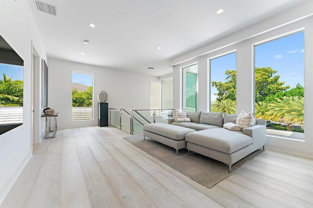 2162 Radnor Road, North Palm Beach, FL 33408