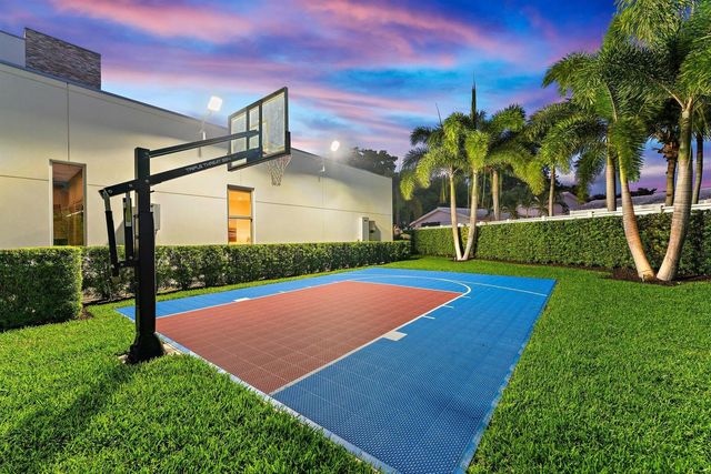 2162 Radnor Road, North Palm Beach, FL 33408