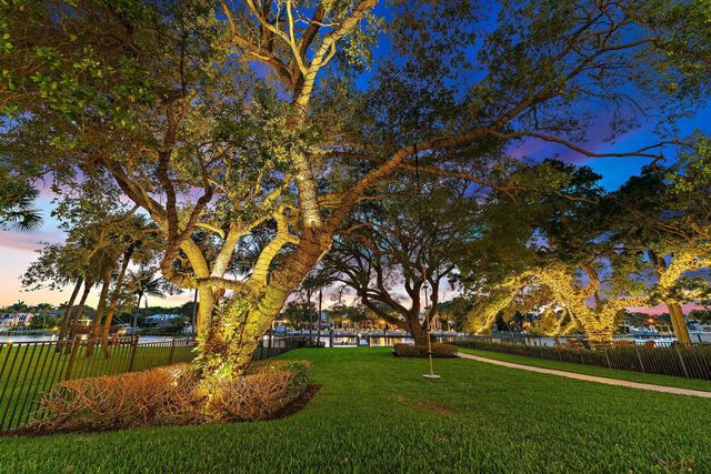 2162 Radnor Road, North Palm Beach, FL 33408