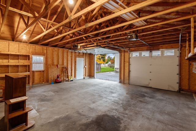 15 Inwood Rd, Worcester, MA 01606