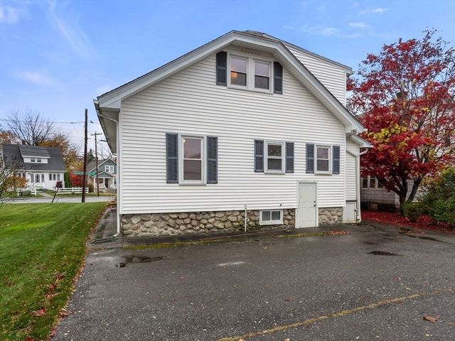 15 Inwood Rd, Worcester, MA 01606