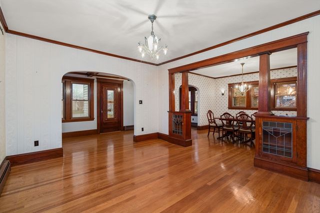 15 Inwood Rd, Worcester, MA 01606